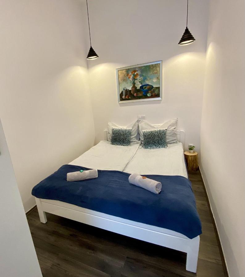 Art Apartment Szeged Extérieur photo