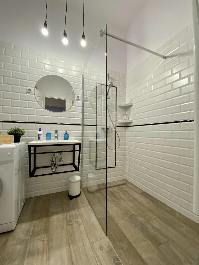 Art Apartment Szeged Extérieur photo